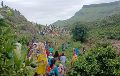 Ít nhất 1.000 người chết do lở đất ở Sudan Ít nhất 1.000 người chết do lở đất ở Sudan
