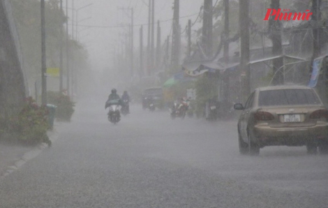 Thời tiết TPHCM ngày 3/9: Mưa lớn cục bộ, nguy cơ lốc sét và gió giật mạnh