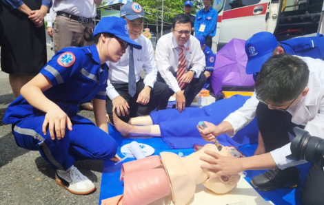 Bác sĩ trẻ tạo bước chuyển mình cho y tế cơ sở