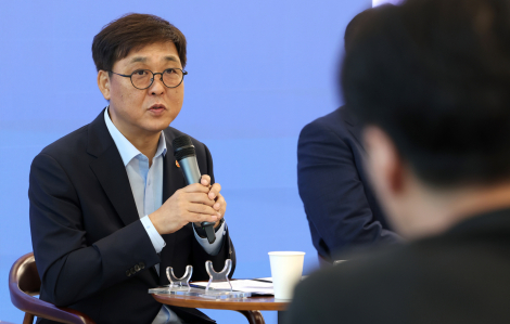 Bộ trưởng Bộ Văn hóa - Thể Thao và Du lịch Hàn Quốc cảnh báo thách thức của ngành công nghiệp văn hóa