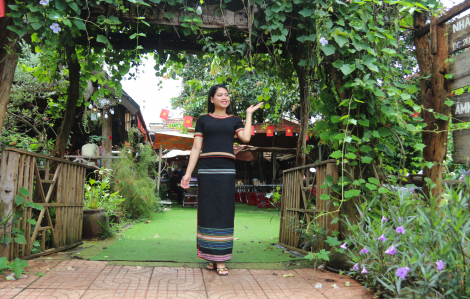 Nữ “thủ lĩnh” trẻ của buôn làng