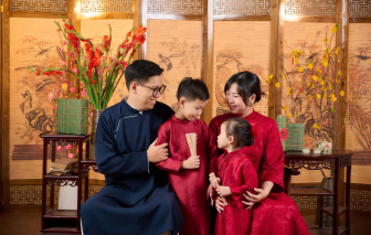Câu chuyện tình yêu: Từ tình bạn 22 năm đến tổ ấm vẹn tròn