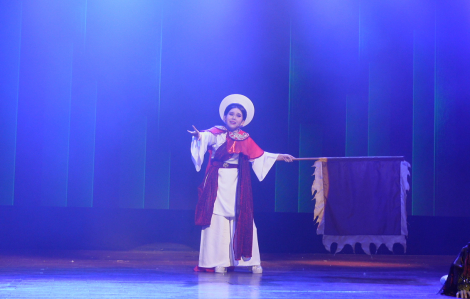 Ra mắt sách và công diễn vở cải lương tưởng nhớ cố tác giả Lê Duy Hạnh