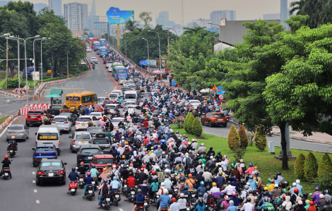 Hành trình mệt mỏi mỗi ngày qua cửa ngõ phía Đông TPHCM
