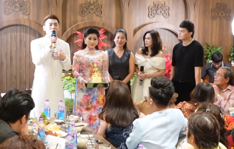 Đêm nhạc “Vu Lan nghĩa tình” ấm áp ủng hộ Chùa Nghệ sĩ