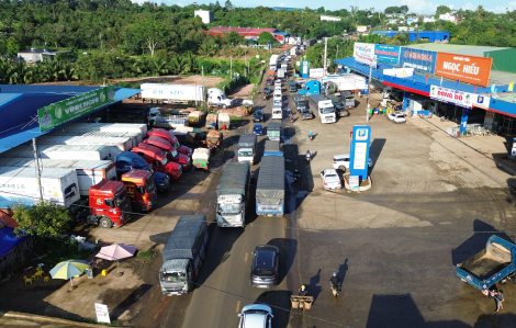 Quốc lộ 26 qua “thủ phủ” sầu riêng Đắk Lắk liên tục quá tải