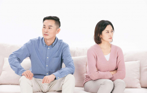 Tổn thương vì chồng về chịu tang mẹ vợ cũ