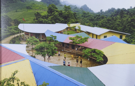 Đẩy mạnh chuyển đổi số, xây dựng trường học gắn với nông thôn mới