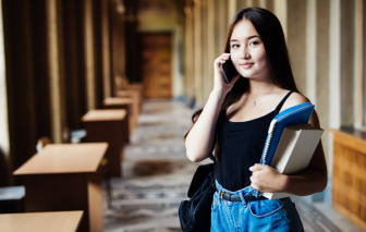 Chỉ đường cho hươu: Nghỉ học sớm vì... chậm tiêu