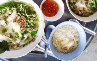 Ngày mưa nhớ bún riêu cua