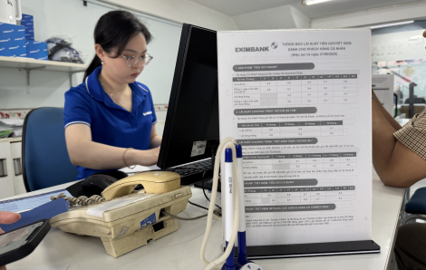 Các ngân hàng tăng ưu đãi để thu hút tiền gửi