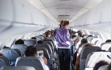 Cách ngủ ngon khi bay đường dài với ghế phổ thông