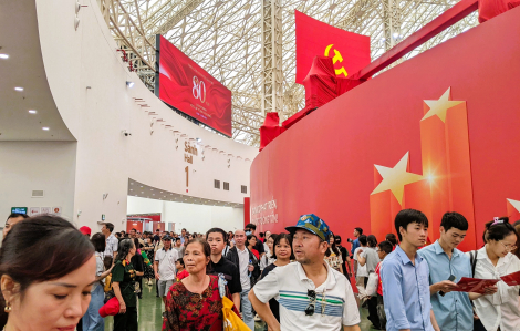 Gần 8,6 triệu lượt khách tham quan Triển lãm thành tựu đất nước