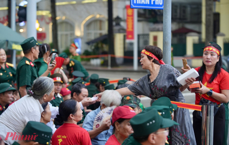 Một mình đi xem lễ A80, cựu binh đột quỵ trên đường về thăm đồng đội