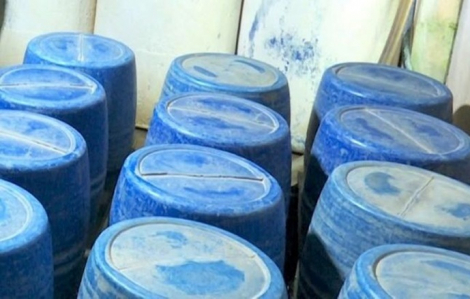 Phát hiện hàng ngàn kg giá đỗ pha hóa chất giúp giá đỗ lớn nhanh, mập, đẹp