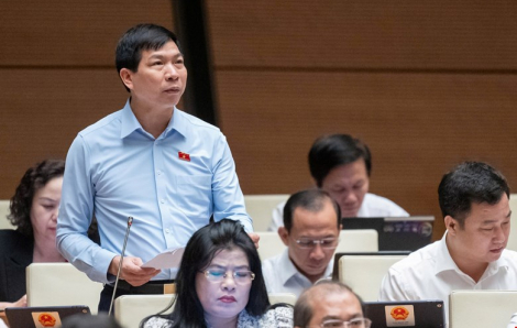 Tạm đình chỉ nhiệm vụ đại biểu Quốc hội với ông Trần Văn Thức