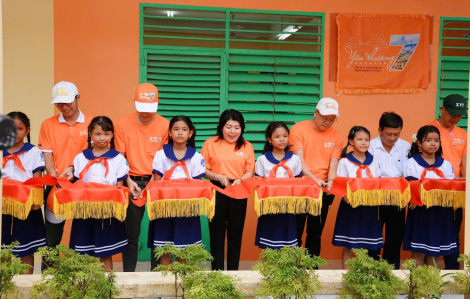 Caravan lan tỏa yêu thương lần thứ 7 - Nhịp cầu sẻ chia đến vùng xa