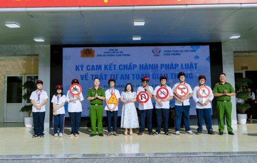Tăng cường tuyên truyền về chấp hành luật giao thông cho học sinh Hà Nội