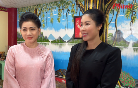 NSND Phượng Loan cùng nhà hảo tâm trao tiền và quà tặng Chùa Nghệ sĩ