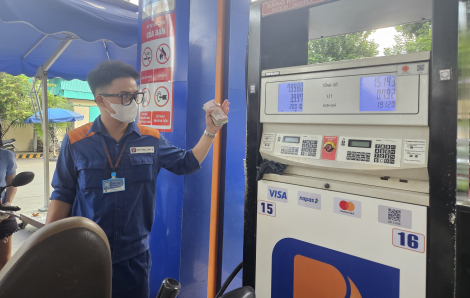 Giá xăng dầu tiếp tục tăng