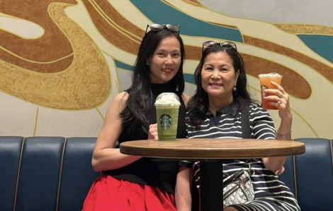 Mẹ chồng cưng con dâu như con gái