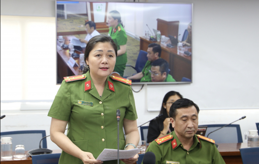 Công an TPHCM lập đường dây nóng hỗ trợ về cư trú và căn cước cho người dân