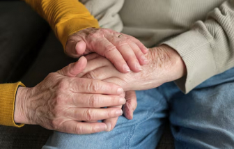 Vi khuẩn gây sâu răng có liên quan đến bệnh Parkinson