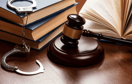 Cặp vợ chồng bán thuốc giả, thu lợi gần 2 tỉ đồng