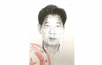 Truy nã cựu chủ tịch một ngân hàng