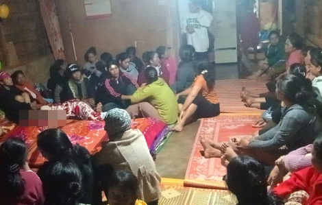 Cháu bé 11 tuổi bị điện giật tử vong khi đang cắm sạc xe đạp điện