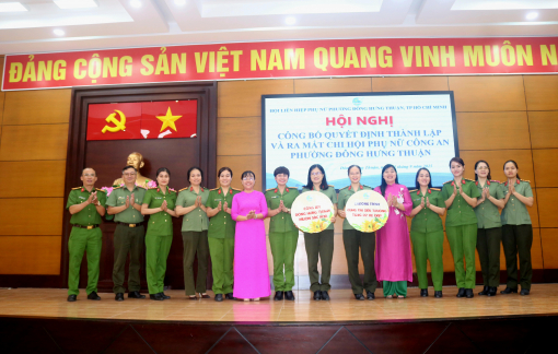 Ra mắt Chi hội Phụ nữ Công an phường Đông Hưng Thuận