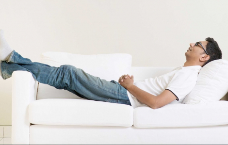 Anh trai ngoài 30 tuổi vẫn ăn bám