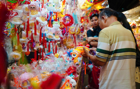 Phố lồng đèn Lương Nhữ Học rộn ràng đón trung thu