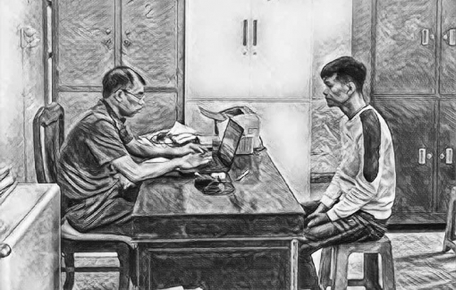 Triệu tập nam thanh niên đá liên tiếp vào bụng thai phụ vì cho rằng bán hàng giá cao