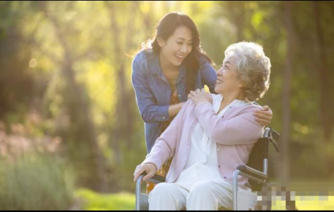 Phải nhanh trưởng thành trước khi bố mẹ già đi