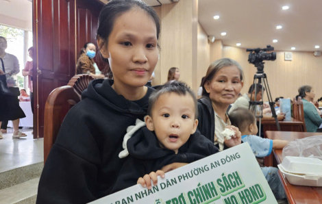 Phụ nữ TPHCM sinh đủ hai con trước 35 tuổi nhận hỗ trợ chính sách