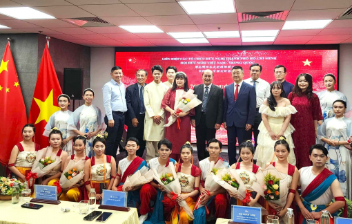 TPHCM họp mặt mừng kỷ niệm 76 năm Quốc khánh Trung Quốc