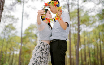 Bạn trai chỉ muốn "yêu trong bóng tối"