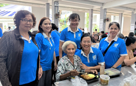 Ngày hội "Phú Nhuận nghĩa tình - Rực rỡ sắc hoa"