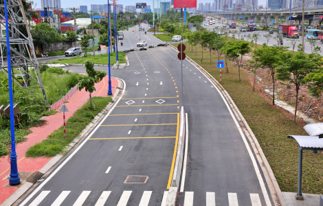 TPHCM: Đường kết nối ga metro đã xong 2 năm vẫn chưa thể thông xe