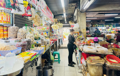 Doanh nghiệp không dám bung sức cho hàng tết