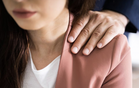 Gần 70% phụ nữ làm việc trong ngành sáng tạo bị bắt nạt và quấy rối