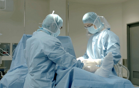 Từng bị bệnh viện “trả về”, cụ bà U80 hồi phục ngoạn mục tại FV