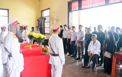 Trang nghiêm lễ truy điệu và an táng hài cốt liệt sĩ tại Nghĩa trang Liệt sĩ Bà Rịa - Vũng Tàu