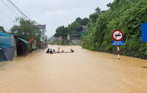 Thứ trưởng Bộ Nông nghiệp và Môi trường: Chưa năm nào dông lốc nhiều như năm nay