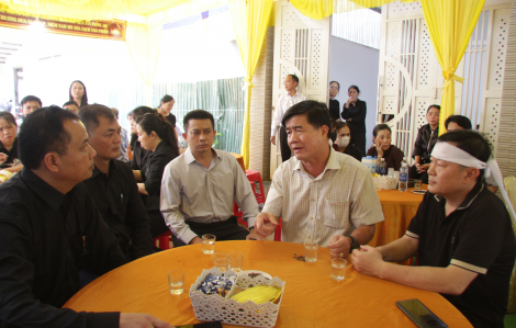 Chủ tịch xã tử nạn khi điều tiết giao thông: Nữ tài xế lái xe sau khi uống rượu bia