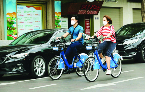 Khuyến khích đi xe đạp là đúng, nhưng…