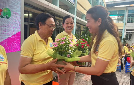 Phụ nữ các phường xã đồng loạt thực hiện Tháng cùng phụ nữ hành động