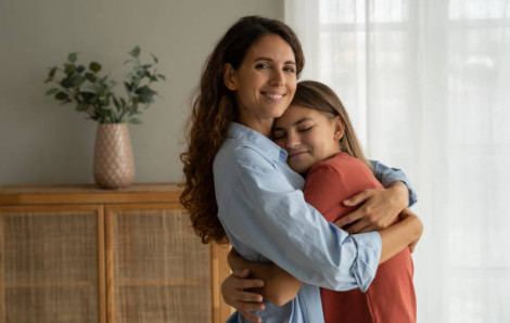 Sợ mẹ yêu nhầm người không tốt