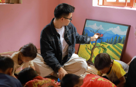 Khi người lớn đi chơi Trung thu theo cách của mình